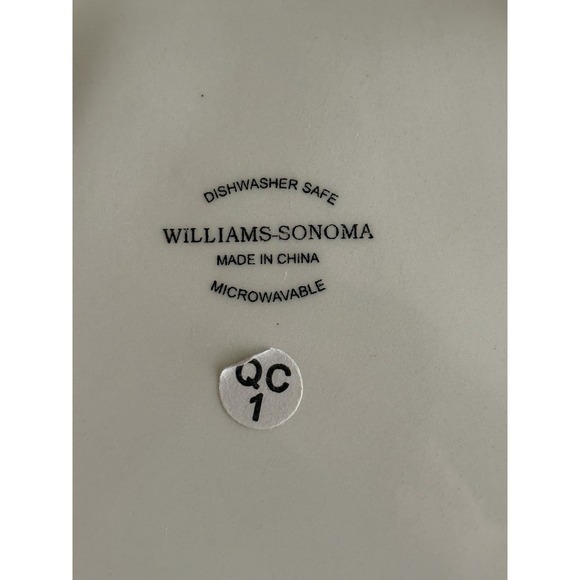 WILLIAM-SONOMA Ceramic Snowman/Snowmaid Appetizer/Dessert Plates - Set of 2 - Picture 11 of 14